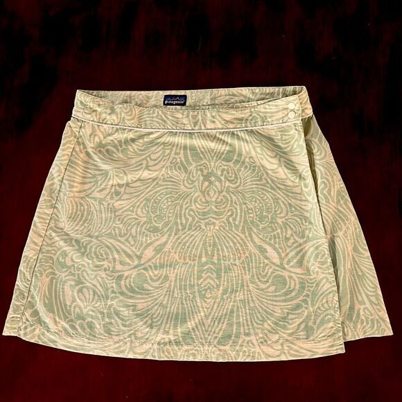 Patagonia Button Out Boardie wrap skirt. - Picture 1 of 5
